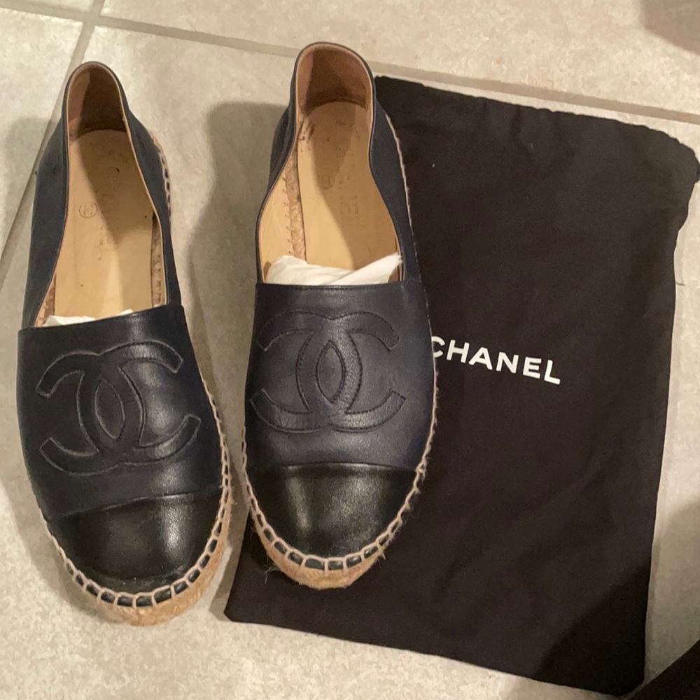 Chanel Espadrilles flats